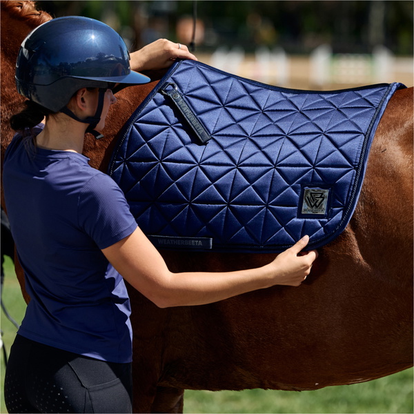 2026 WeatherBeeta Satin Luxe Lucht-Tec Euro Jump Vormgegeven Zadelkussen 1030349 - Navy